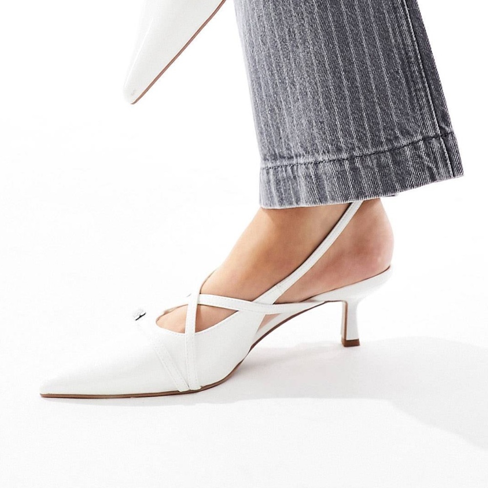 Chinese Laundry | Leather White Kitten Heels | 6 M